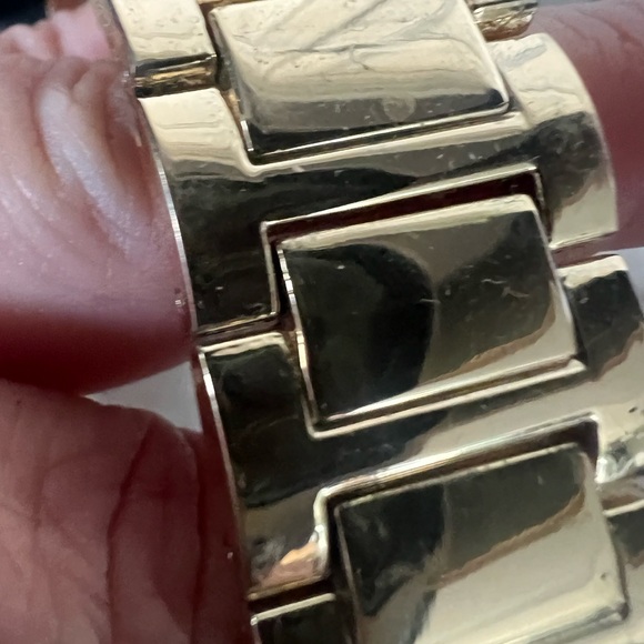 Men’s Van Heusen Gold Watch In Box Works VAN2123BU - Picture 5 of 7